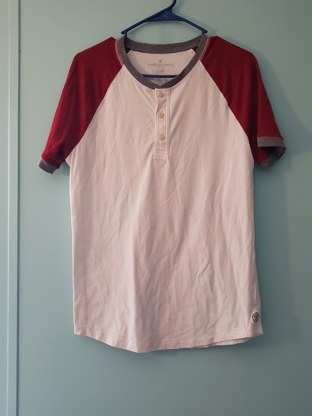 American Eagle Outfitters White Henley Tee with Red Raglan Sleeves